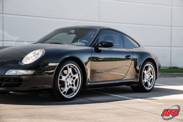 2005 Porsche 911 Carrera
