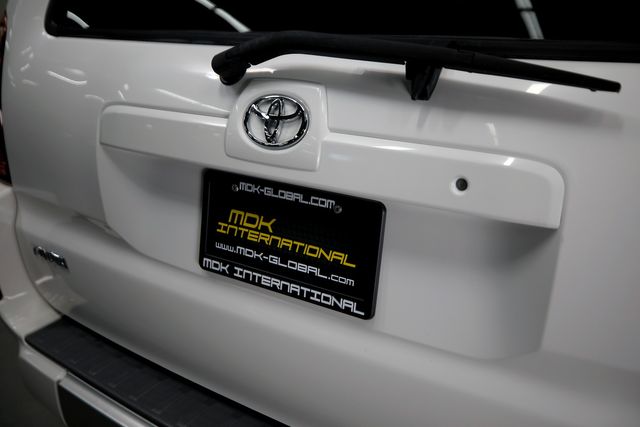 2005 Toyota 4Runner Sport Edition | Burbank, California | MDK International 2005 Toyota 4Runner Sport Edition | Burbank, California | MDK International