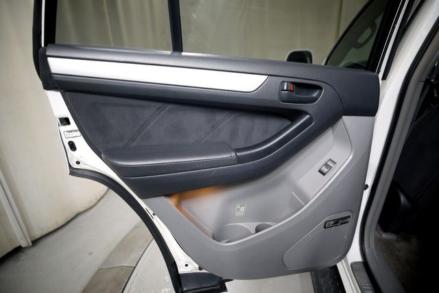 2005 Toyota 4Runner Sport Edition | Burbank, California | MDK International 2005 Toyota 4Runner Sport Edition | Burbank, California | MDK International