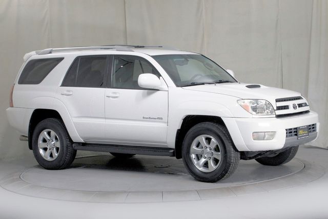 2005 Toyota 4Runner Sport Edition | Burbank, California | MDK International 2005 Toyota 4Runner Sport Edition | Burbank, California | MDK International