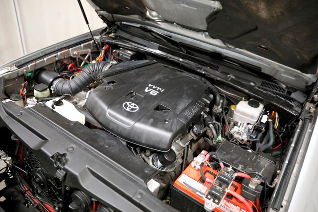 2005 Toyota 4Runner Sport Edition | Burbank, California | MDK International 2005 Toyota 4Runner Sport Edition | Burbank, California | MDK International