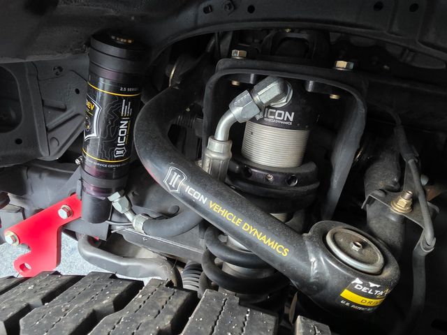 2005 Toyota 4Runner Sport Edition | Burbank, California | MDK International 2005 Toyota 4Runner Sport Edition | Burbank, California | MDK International