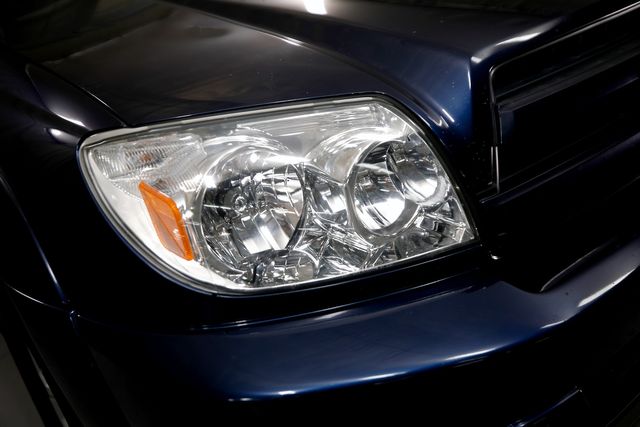 2005 Toyota 4Runner Sport Edition | Burbank, California | MDK International 2005 Toyota 4Runner Sport Edition | Burbank, California | MDK International