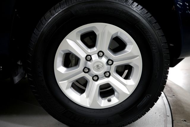 2005 Toyota 4Runner Sport Edition | Burbank, California | MDK International 2005 Toyota 4Runner Sport Edition | Burbank, California | MDK International