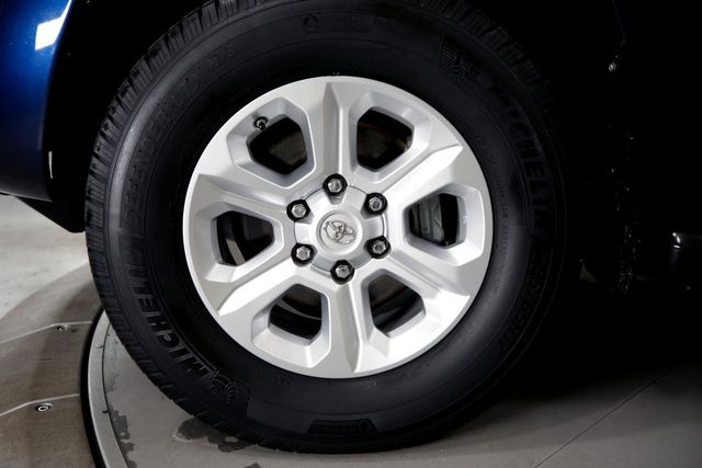 2005 Toyota 4Runner Sport Edition | Burbank, California | MDK International