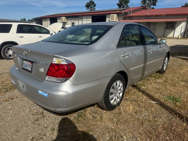 2005 Toyota Camry Standard