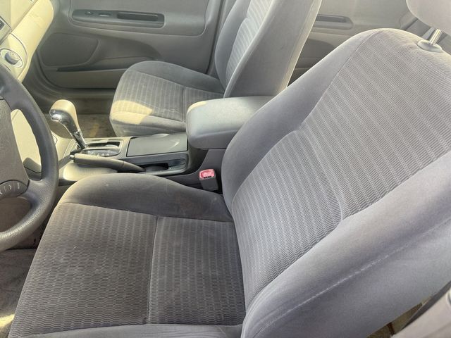 2005 Toyota Camry Standard