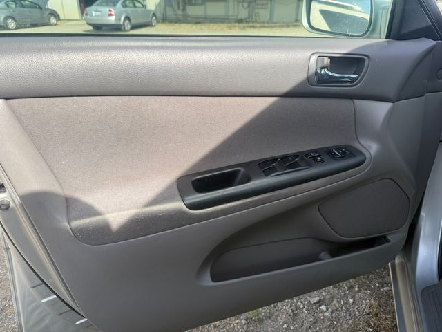 2005 Toyota Camry Standard