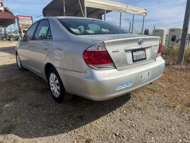 2005 Toyota Camry Standard