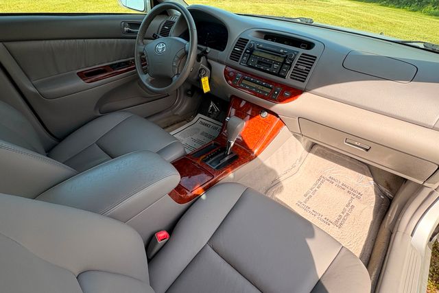 2005 Toyota Camry XLE | Roscoe, IL | Autoland Outlets