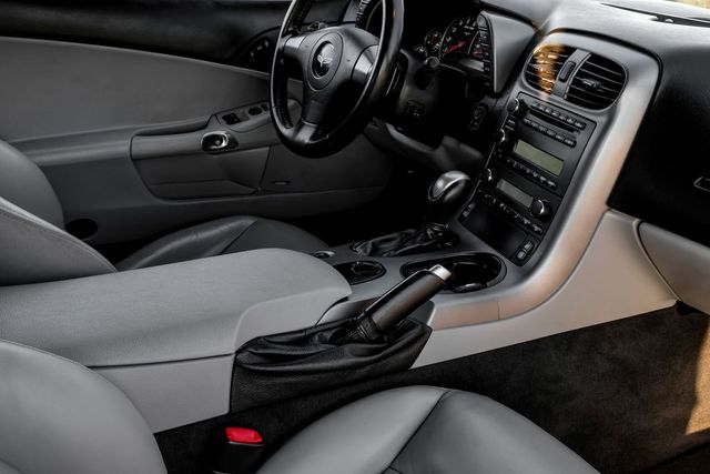 2006 Chevrolet Corvette Base 2006 Chevrolet Corvette Base