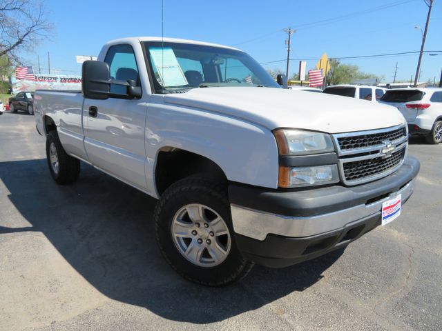 2006 Chevrolet Silverado 1500 LS 4X4