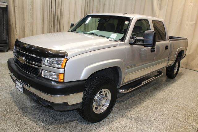2006 Chevrolet Silverado 2500HD 4x4 LT1 | Roscoe, IL | Autoland Outlets 2006 Chevrolet Silverado 2500HD 4x4 LT1 | Roscoe, IL | Autoland Outlets