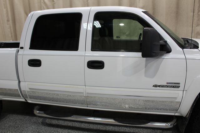 2006 Chevrolet Silverado 2500HD Diesel 4x4 LT1 | Roscoe, IL | Autoland Outlets 2006 Chevrolet Silverado 2500HD Diesel 4x4 LT1 | Roscoe, IL | Autoland Outlets