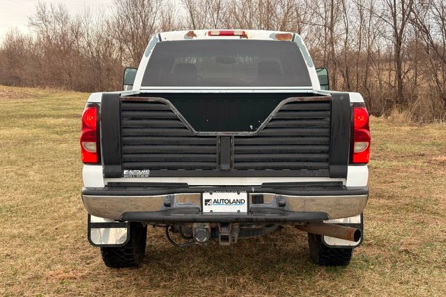 2006 Chevrolet Silverado 2500HD Diesel 4x4 LT1 | Roscoe, IL | Autoland Outlets