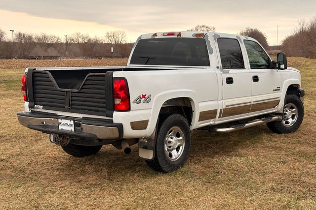 2006 Chevrolet Silverado 2500HD Diesel 4x4 LT1 | Roscoe, IL | Autoland Outlets