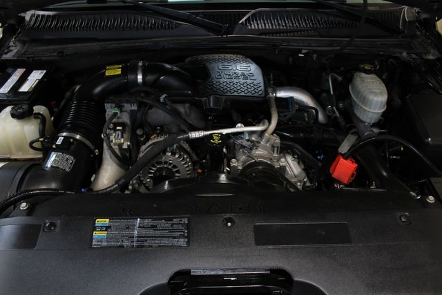 2006 Chevrolet Silverado 2500HD Diesel 4x4 Work Truck | Roscoe, IL | Autoland Outlets 2006 Chevrolet Silverado 2500HD Diesel 4x4 Work Truck | Roscoe, IL | Autoland Outlets