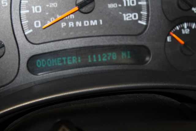 2006 Chevrolet Silverado 2500HD Diesel 4x4 Military Grade Work Truck | Roscoe, IL | Autoland Outlets 2006 Chevrolet Silverado 2500HD Diesel 4x4 Military Grade Work Truck | Roscoe, IL | Autoland Outlets