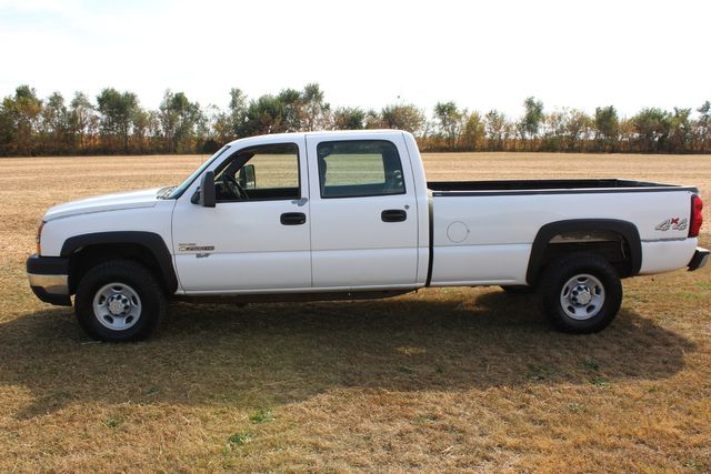 2006 Chevrolet Silverado 2500HD 4x4 Work Truck | Roscoe, IL | Autoland Outlets 2006 Chevrolet Silverado 2500HD 4x4 Work Truck | Roscoe, IL | Autoland Outlets