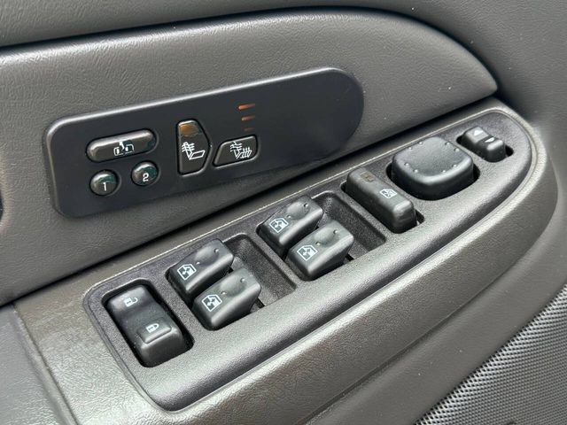 2006 Chevrolet Silverado 3500 LT3 4dr Crew Cab 4WD LB DRW | Houston, TX | Houston Auto Credit 2006 Chevrolet Silverado 3500 LT3 4dr Crew Cab 4WD LB DRW | Houston, TX | Houston Auto Credit