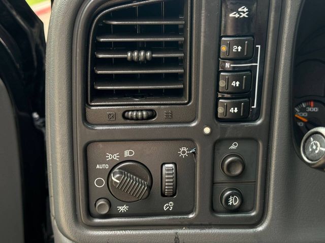 2006 Chevrolet Silverado 3500 LT3 4dr Crew Cab 4WD LB DRW | Houston, TX | Houston Auto Credit 2006 Chevrolet Silverado 3500 LT3 4dr Crew Cab 4WD LB DRW | Houston, TX | Houston Auto Credit