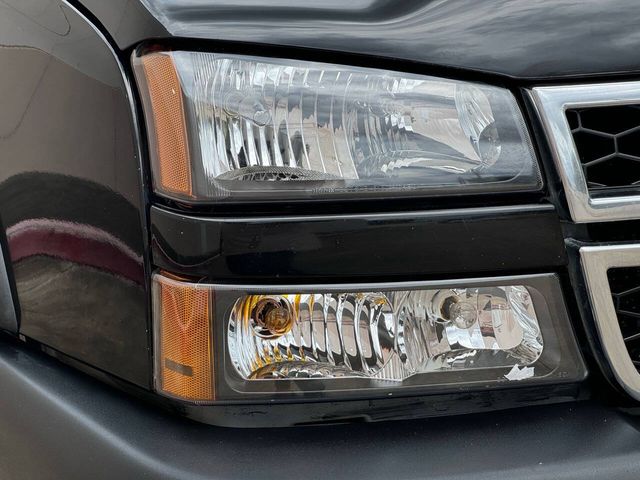 2006 Chevrolet Silverado 3500 LT3 4dr Crew Cab 4WD LB DRW | Houston, TX | Houston Auto Credit 2006 Chevrolet Silverado 3500 LT3 4dr Crew Cab 4WD LB DRW | Houston, TX | Houston Auto Credit