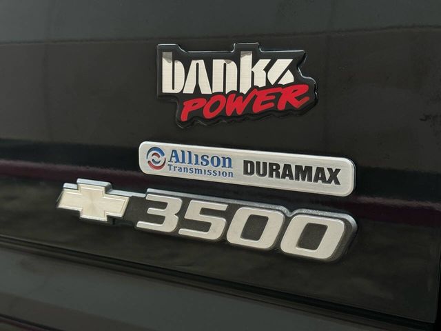 2006 Chevrolet Silverado 3500 LT3 4dr Crew Cab 4WD LB DRW | Houston, TX | Houston Auto Credit 2006 Chevrolet Silverado 3500 LT3 4dr Crew Cab 4WD LB DRW | Houston, TX | Houston Auto Credit