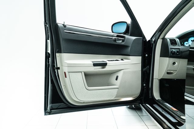 2006 Chrysler 300 SRT-8 | Carrollton, TX | Texas Hot Rides