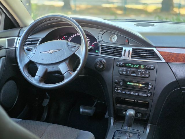 2006 Chrysler Pacifica Touring | Reseda, CA | Angeles Auto Alliance