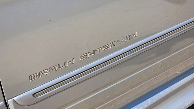 2006 Chrysler Town and Country WHEELCHAIR BRAUN ADA | Santa Clarita, CA | Starfire Auto Inc 2006 Chrysler Town and Country WHEELCHAIR BRAUN ADA | Santa Clarita, CA | Starfire Auto Inc