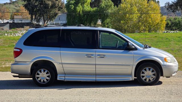 2006 Chrysler Town and Country WHEELCHAIR BRAUN ADA | Santa Clarita, CA | Starfire Auto Inc