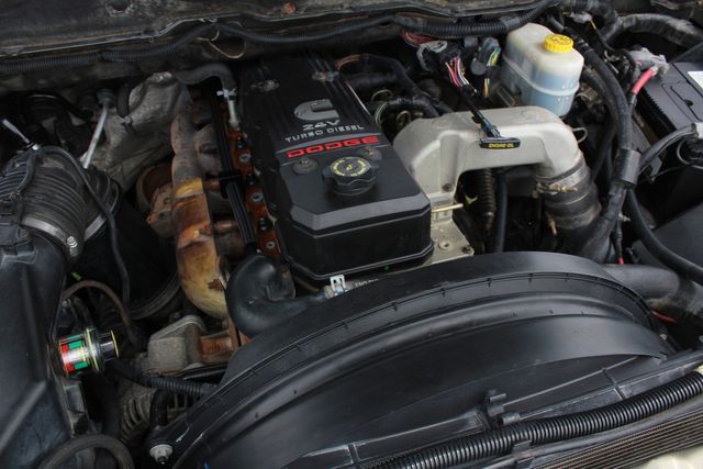 2006 Dodge Ram 3500 Diesel manual SLT Mega Cab | Roscoe, IL | Autoland Outlets
