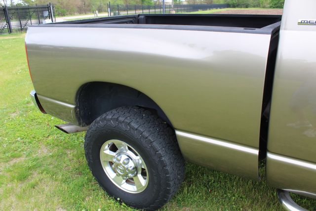 2006 Dodge Ram 3500 Diesel manual SLT Mega Cab | Roscoe, IL | Autoland Outlets 2006 Dodge Ram 3500 Diesel manual SLT Mega Cab | Roscoe, IL | Autoland Outlets