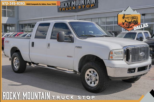 2006 Ford F-250 Super Duty XLT CREW CAB FX4 / 4X4 DIESEL 6.0L / REGULAR MAINT | Austin, TX | Rocky Mountain Truck Stop Austin