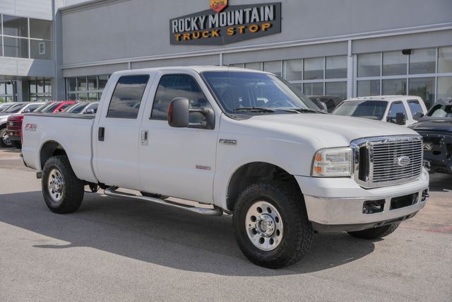 2006 Ford F-250 Super Duty XLT CREW CAB FX4 / 4X4 DIESEL 6.0L / REGULAR MAINT | Austin, TX | Rocky Mountain Truck Stop Austin 2006 Ford F-250 Super Duty XLT CREW CAB FX4 / 4X4 DIESEL 6.0L / REGULAR MAINT | Austin, TX | Rocky Mountain Truck Stop Austin