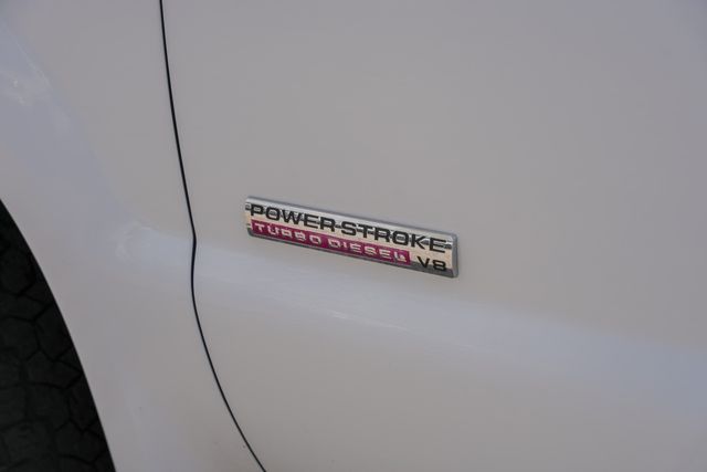 2006 Ford F-250 Super Duty XLT CREW CAB FX4 / 4X4 DIESEL 6.0L / REGULAR MAINT | Austin, TX | Rocky Mountain Truck Stop Austin