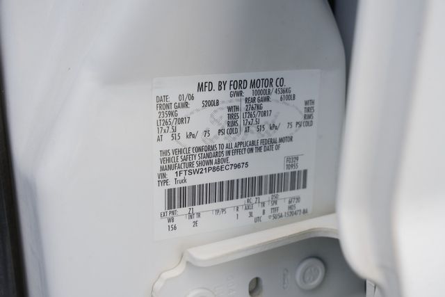 2006 Ford F-250 Super Duty XLT CREW CAB FX4 / 4X4 DIESEL 6.0L / REGULAR MAINT | Austin, TX | Rocky Mountain Truck Stop Austin 2006 Ford F-250 Super Duty XLT CREW CAB FX4 / 4X4 DIESEL 6.0L / REGULAR MAINT | Austin, TX | Rocky Mountain Truck Stop Austin