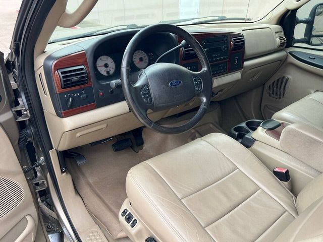 2006 Ford F-250 Super Duty Lariat 4dr Crew Cab 4WD SB | Houston, TX | Houston Auto Credit 2006 Ford F-250 Super Duty Lariat 4dr Crew Cab 4WD SB | Houston, TX | Houston Auto Credit