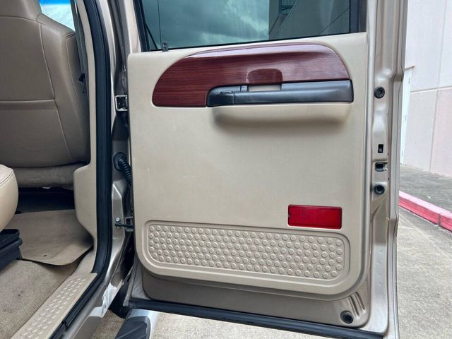 2006 Ford F-250 Super Duty Lariat 4dr Crew Cab 4WD SB | Houston, TX | Houston Auto Credit 2006 Ford F-250 Super Duty Lariat 4dr Crew Cab 4WD SB | Houston, TX | Houston Auto Credit