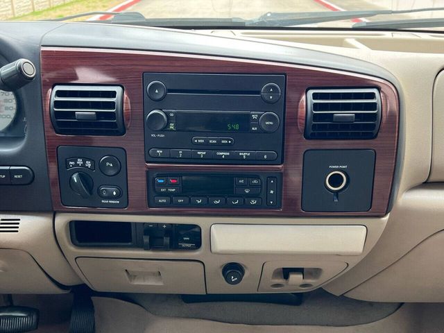 2006 Ford F-250 Super Duty Lariat 4dr Crew Cab 4WD SB | Houston, TX | Houston Auto Credit 2006 Ford F-250 Super Duty Lariat 4dr Crew Cab 4WD SB | Houston, TX | Houston Auto Credit