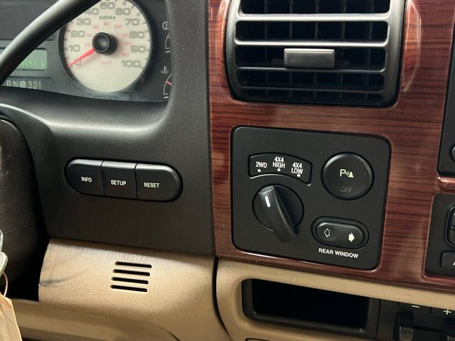 2006 Ford F-250 Super Duty Lariat 4dr Crew Cab 4WD SB | Houston, TX | Houston Auto Credit 2006 Ford F-250 Super Duty Lariat 4dr Crew Cab 4WD SB | Houston, TX | Houston Auto Credit