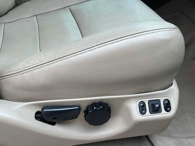 2006 Ford F-250 Super Duty Lariat 4dr Crew Cab 4WD SB | Houston, TX | Houston Auto Credit 2006 Ford F-250 Super Duty Lariat 4dr Crew Cab 4WD SB | Houston, TX | Houston Auto Credit