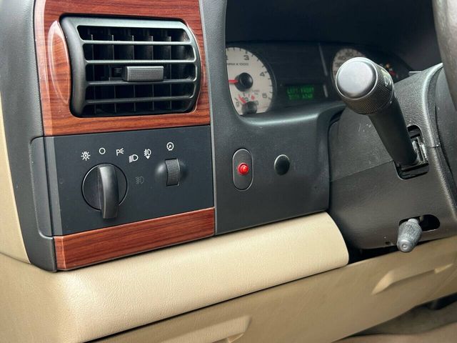 2006 Ford F-250 Super Duty Lariat 4dr Crew Cab 4WD SB | Houston, TX | Houston Auto Credit 2006 Ford F-250 Super Duty Lariat 4dr Crew Cab 4WD SB | Houston, TX | Houston Auto Credit