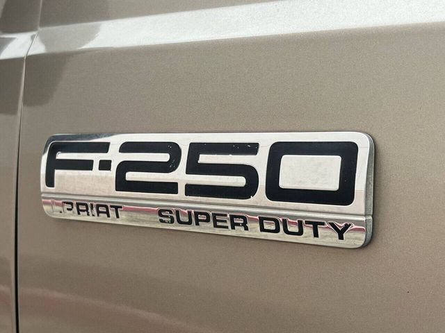 2006 Ford F-250 Super Duty Lariat 4dr Crew Cab 4WD SB | Houston, TX | Houston Auto Credit 2006 Ford F-250 Super Duty Lariat 4dr Crew Cab 4WD SB | Houston, TX | Houston Auto Credit