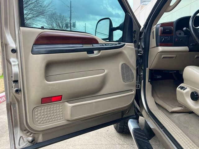 2006 Ford F-250 Super Duty Lariat 4dr Crew Cab 4WD SB | Houston, TX | Houston Auto Credit 2006 Ford F-250 Super Duty Lariat 4dr Crew Cab 4WD SB | Houston, TX | Houston Auto Credit