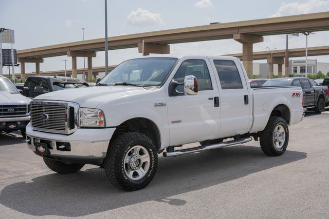 2006 Ford F-350 Super Duty Lariat FX4 SRW SHORT BED / CLEAN FOR AGE AND MILES | Austin, TX | Rocky Mountain Truck Stop Austin