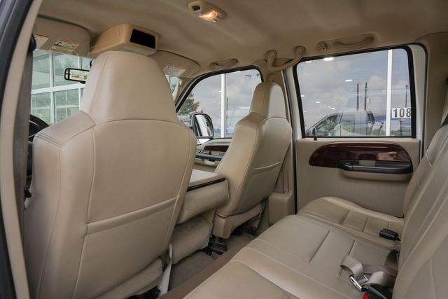 2006 Ford F-350 Super Duty Lariat FX4 SRW SHORT BED / CLEAN FOR AGE AND MILES | Austin, TX | Rocky Mountain Truck Stop Austin 2006 Ford F-350 Super Duty Lariat FX4 SRW SHORT BED / CLEAN FOR AGE AND MILES | Austin, TX | Rocky Mountain Truck Stop Austin
