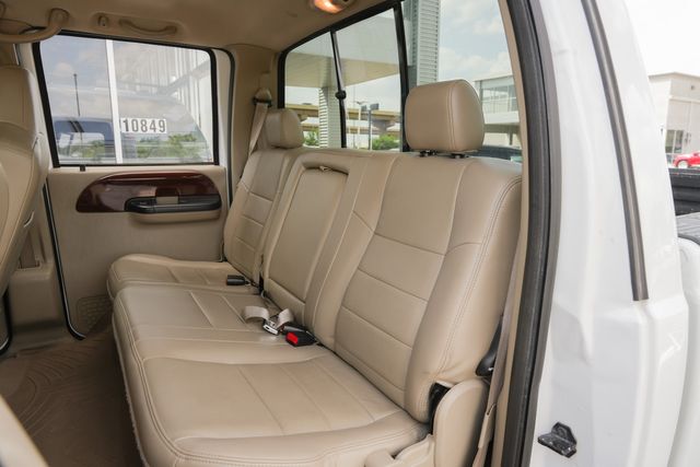 2006 Ford F-350 Super Duty Lariat FX4 SRW SHORT BED / CLEAN FOR AGE AND MILES | Austin, TX | Rocky Mountain Truck Stop Austin