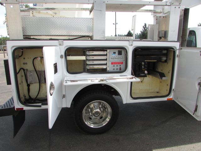 2006 F-450 4x2 Reg Cab 34' working Bucket | St Cloud MN | NorthStar Truck Sales 2006 F-450 4x2 Reg Cab 34' working Bucket | St Cloud MN | NorthStar Truck Sales