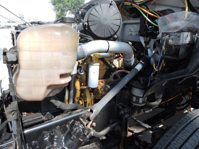 2006 Ford F-750 Non-CDL Dump Truck 